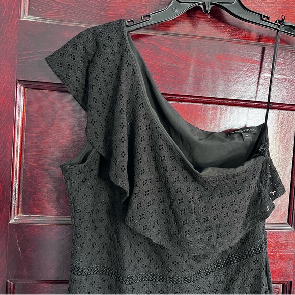 Banana Republic Black One-Shoulder Midi Dress - Picture 5 of 15